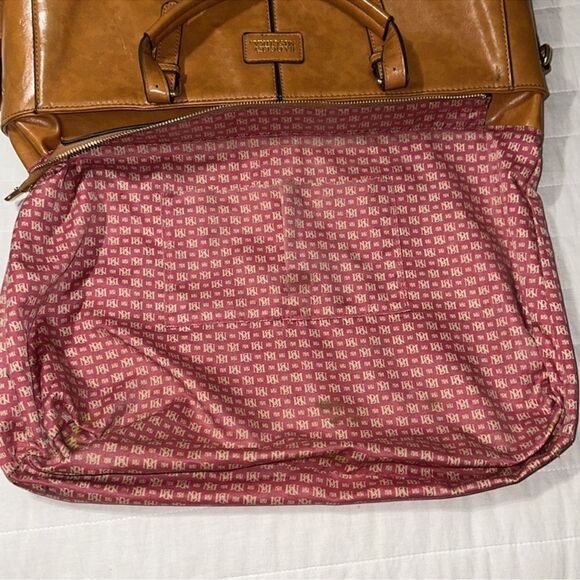 Badgley Mischka Julia Weekender Vegan Leather Camel Large Travel Tote Bag - Picture 15 of 16